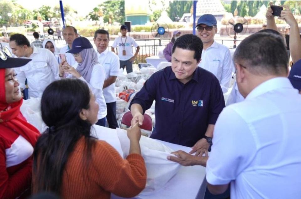 Presiden Jokowi Minta Menteri Erick Gelar Pasar Murah