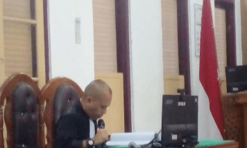 Mantan Plt Kadis PU Pematang Siantar Jhonson Tambunan Dituntut 8,5 Tahun Penjara