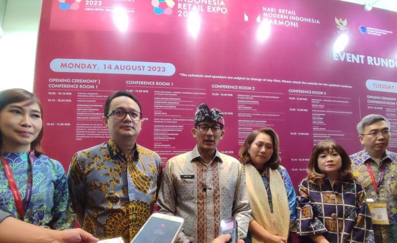 Menteri Sandi Pede Kunjungan Wisman Capai 10 Juta Tahun Ini