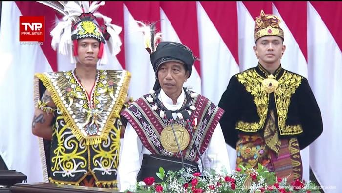 Jokowi Curhat Sering Dijadikan Tameng: Belum Ada Arahan Pak Lurah