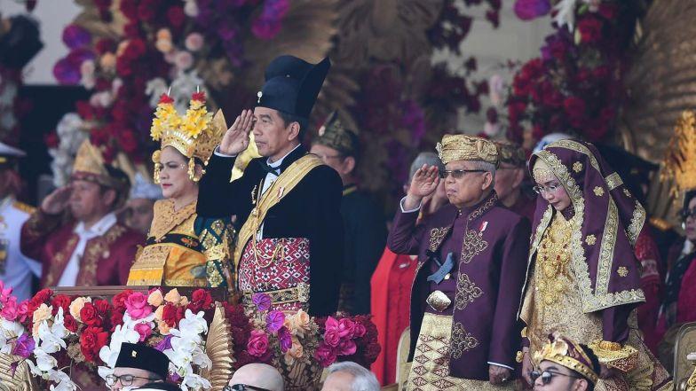 Sri Mulyani-Kaesang Bakal Dapat Sepeda Presiden gegara Menang Lomba Busana Adat Terbaik