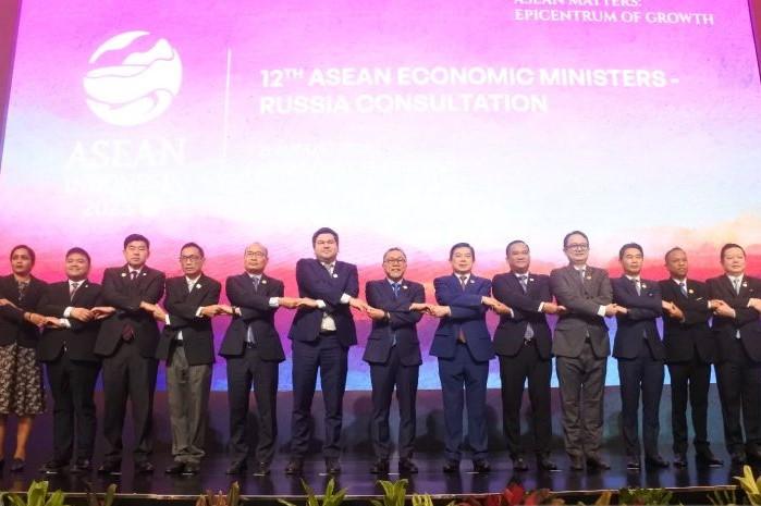 Omzet Dagang Naik 20 Persen, Zulhas Sebut Rusia Mitra Penting ASEAN