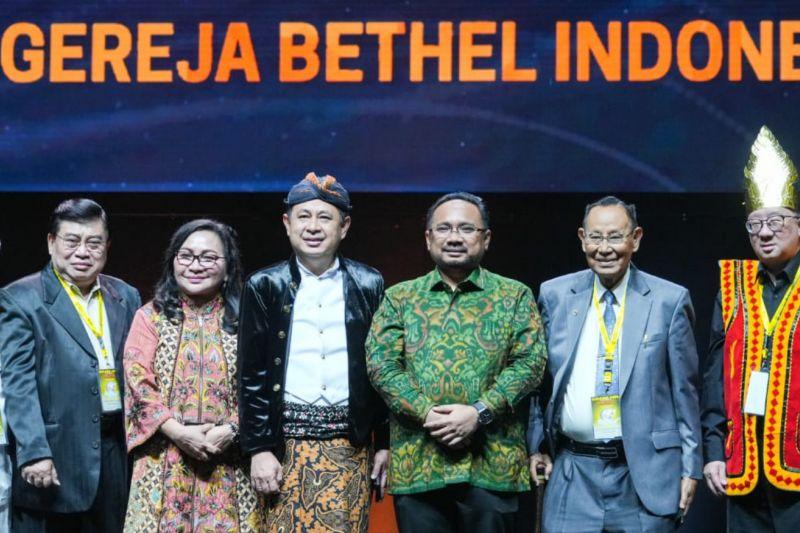 Menteri Yaqut Rumuskan Regulasi Pendirian Rumah Ibadah Permudah Umat Kristiani