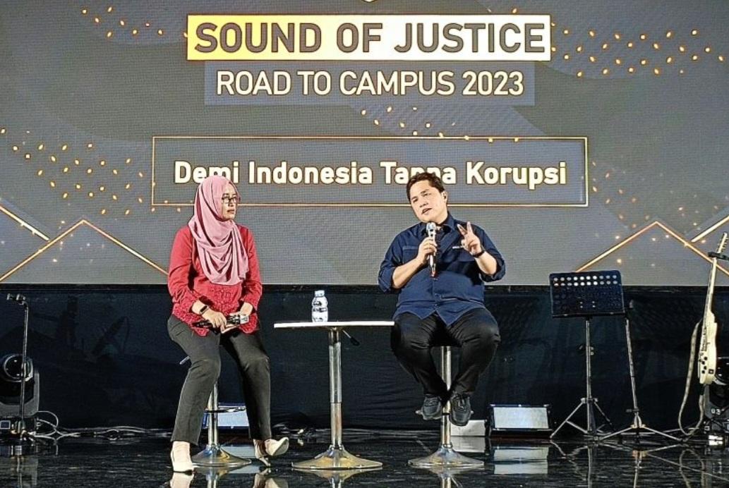 Menteri Erick Blak-blakan soal Kelola Korporasi Negara di Unair