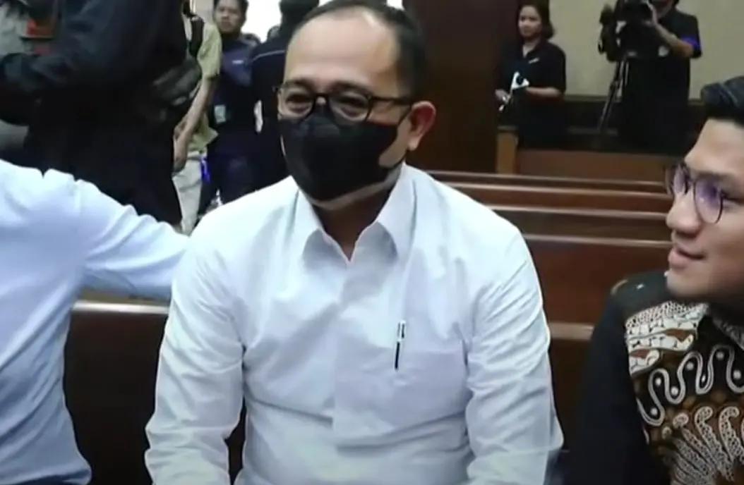 Rafael Alun Punya Tas Rp300 Juta cuma Sebiji