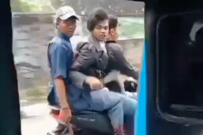 Polsek Bogor Timur Selidiki 3 Pelajar Viral Acungkan Celurit ke Penumpang Angkot