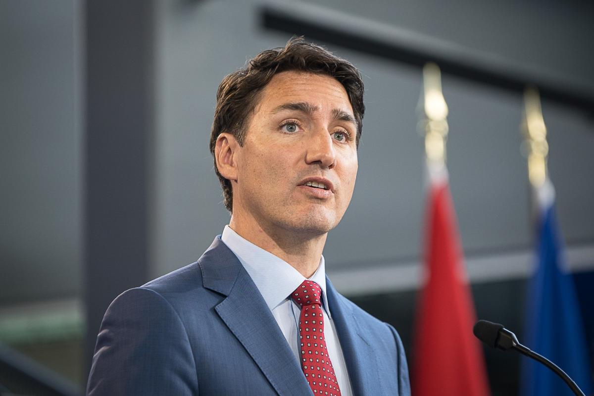 Dikenal Ramah, Justin Trudeau Senang Timnas Basket Kanada Disambut di Indonesia