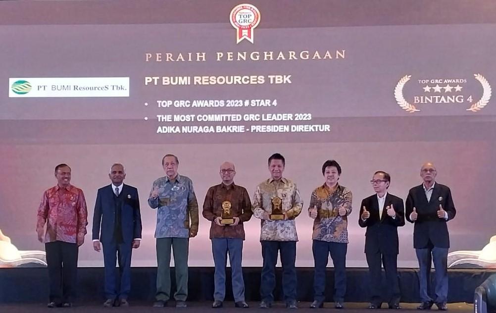 BUMI Boyong 2 Penghargaan Bergengsi dalam TOP GRC Awards 2023