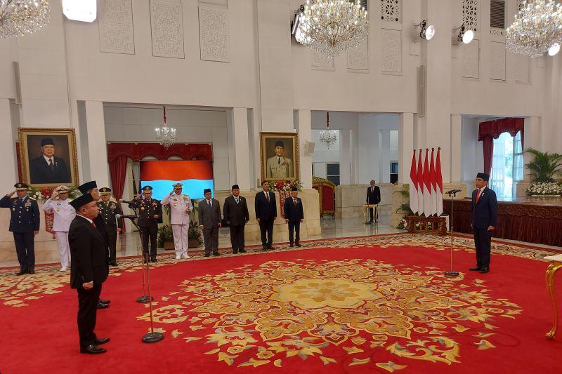 Jokowi Lantik Laksdya TNI Irvansyah jadi Kepala Bakamla