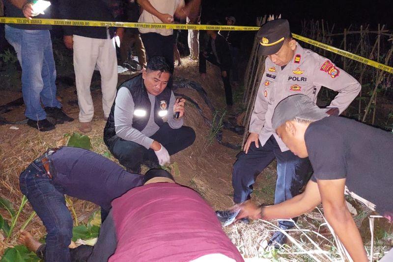 Mayat Pria dengan Leher Tergorok di Tanggamus, Diduga Korban Pembunuhan