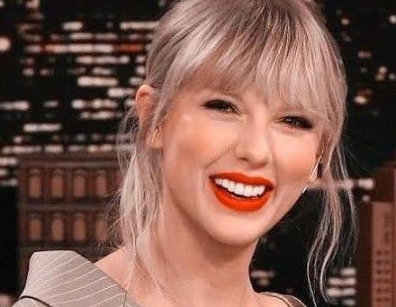 Ada Lowongan Kerja Reporter Khusus Bahas Taylor Swift. Ini Syaratnya!