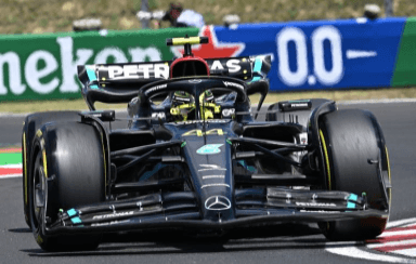 Hamilton Yakin Rekan Setimnya Bangkit lagi usai Kecelakaan di Singapura