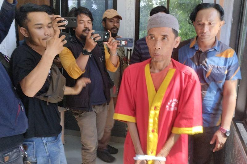 Pria Sulsel Tipu Karyawan Tambang Modus Nyamar jadi Santriwati