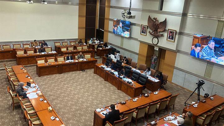 Pakar Kritik soal Kesediaan MK Konsultasi dengan DPR Sebelum Ambil Putusan