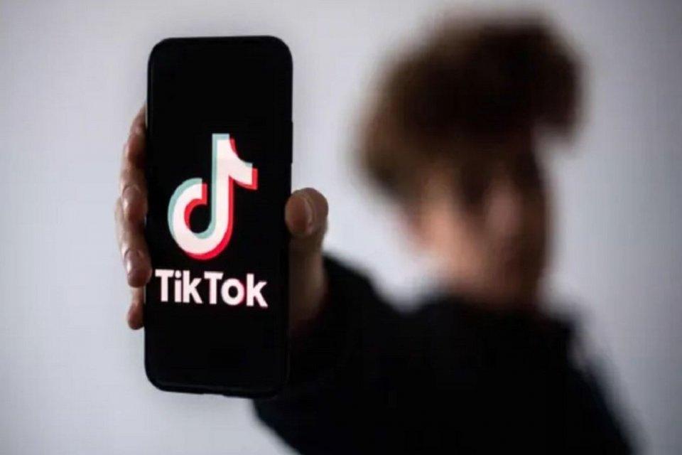 TikTok Shop Dilarang, Ekonom: Naikkan Saja Pajaknya!