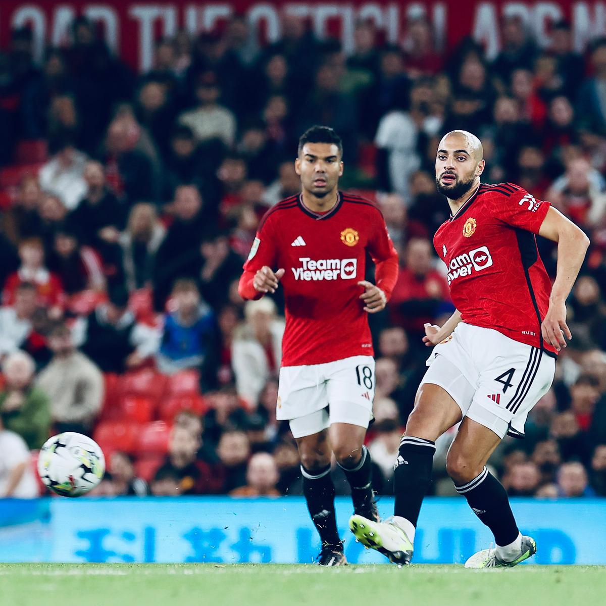 Debut Sempurna Sofyan Amrabat di Old Trafford