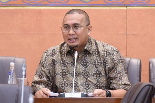 Media Sosial Kini Dilarang Jualan, Legislator Ingatkan Pemerintah Ciptakan Regulasi yang Adil