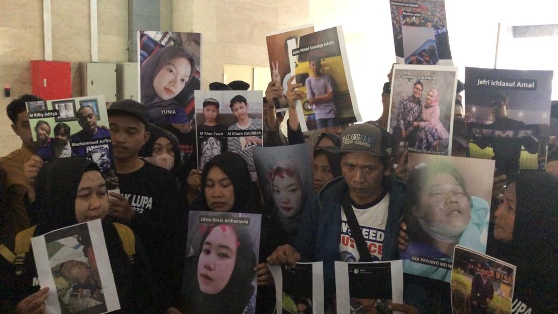 Ditolak Polres Malang, Keluarga Korban Tragedi Kanjuruhan Sambangi Bareskrim Polri