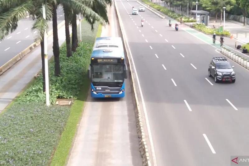 Bukan Berchyanda, TransJakarta Rute Cawang-Stasiun Kereta Cepat Halim Sudah ‘Ready’ Hari Ini