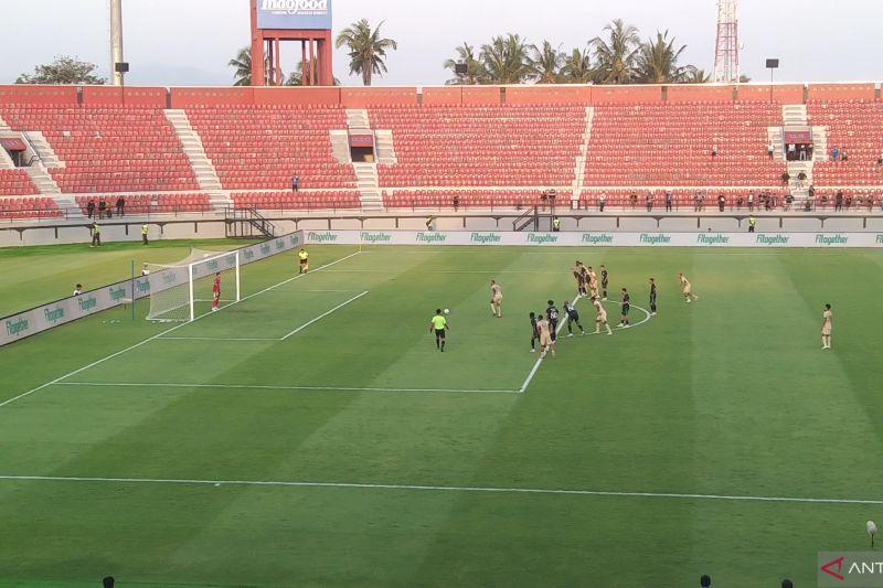 Arema FC Kalahkan PSS Sleman 2-1