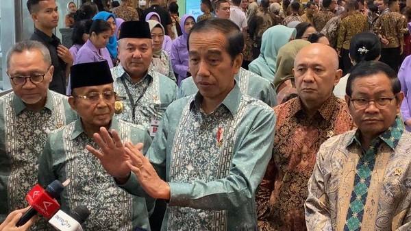 Ditanya Isu Reshuffle Kabinet, Apa Respons Jokowi?