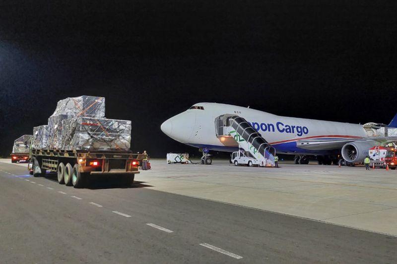 Ratusan Ribu Ton Logistik MotoGP Mandalika 2023 Tiba di Lombok
