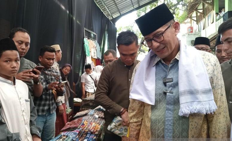 Tak Bersyanda, Menteri Sandi Pamer Ekonomi Kreatif RI Peringkat Tiga Dunia