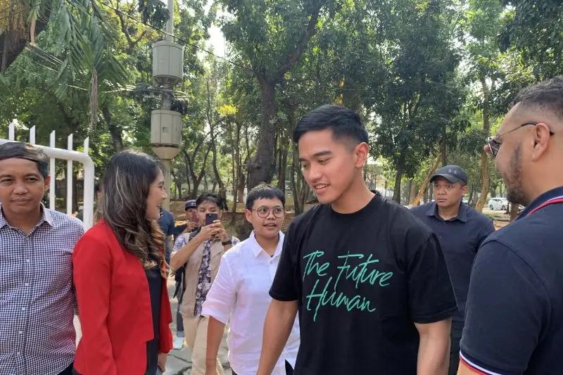 Duh! Kaesang Diminta Seknas Jokowi Dukung Ganjar di Pemilu 2024: Pakai Baju Garis-garis
