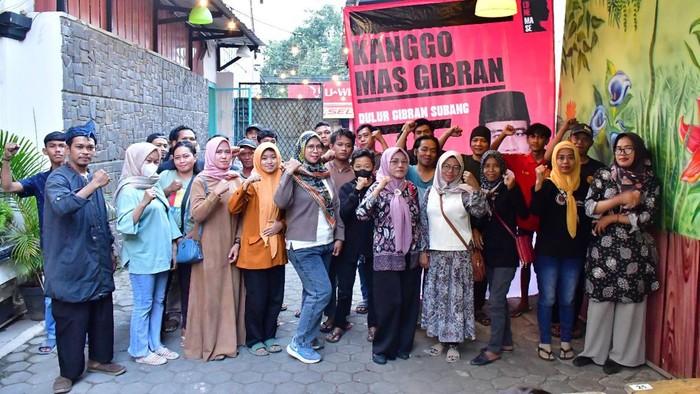 4 Gibran Didorong Maju Cawapres di Diskusi Relawan Dulur Gibran Subang