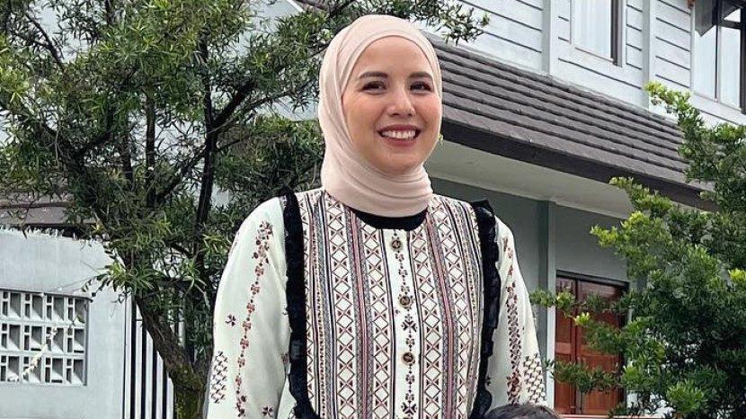 Terkena Scam Saat Liburan di Bangkok, Artis Tya Ariestya Bagikan Cerita