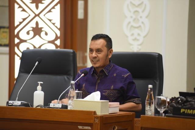 OJK Jangan Hanya Perketat Pengawasan Judi Online tapi Juga Pinjol Ilegal