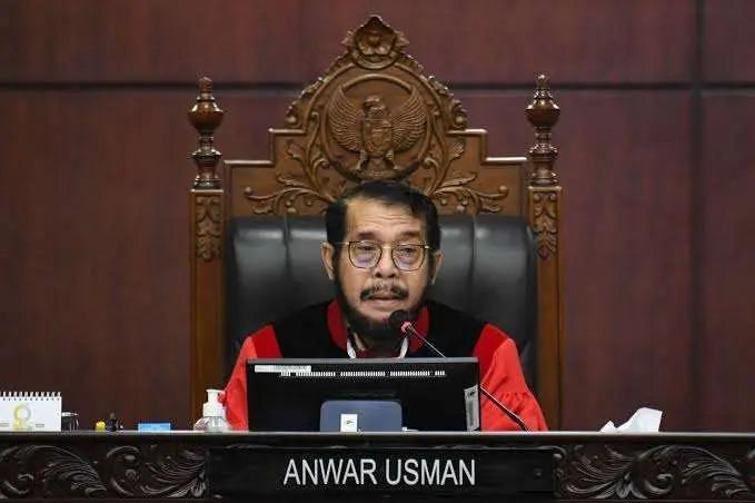 TPN Ganjar Nilai MK Lampau Kewenangan Usai Gugatan Usia Capres-Cawapres