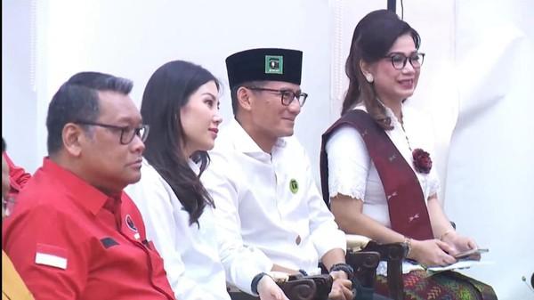 Sandiaga Irit Bicara Ganjar Pranowo Dipasangkan dengan Mahfud Md