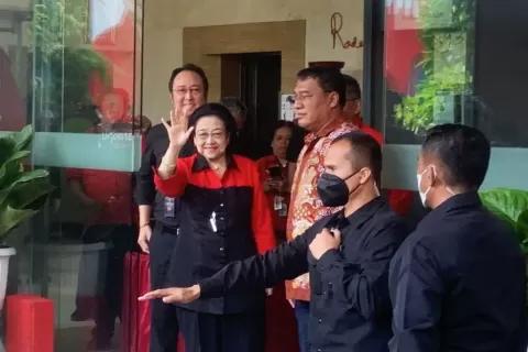 Megawati 'Curcol' Sering Di-Bully Bicara soal Hukum, Sekarang Ngarep Bantuan Mahfud