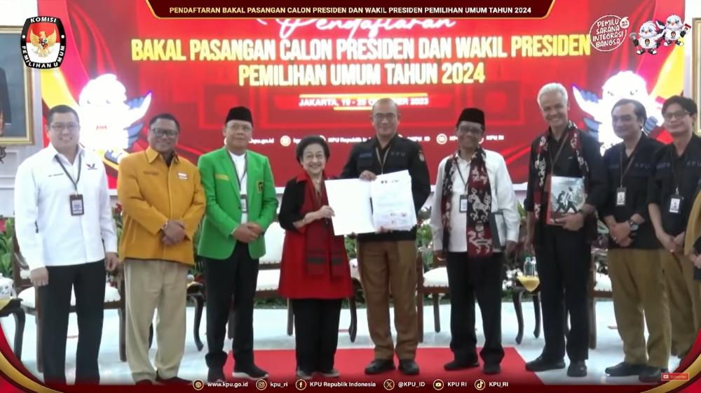 Ganjar-Mahfud Susul Anies-Cak Imin Resmi Daftar Capres-Cawapres ke KPU RI