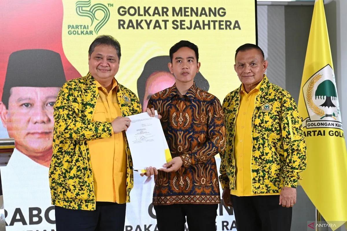 Jokowi Sebut Gibran Sudah Dewasa Tak Mau Campuri Urusan Terlalu Dalam, Ambil Langkah Mundur Perlahan dari PDIP?