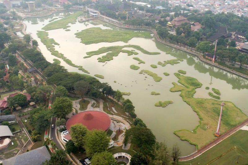 Manajemen TMII Pecat Satpam yang Bentak Ibu-ibu Pedagang Kaki Lima