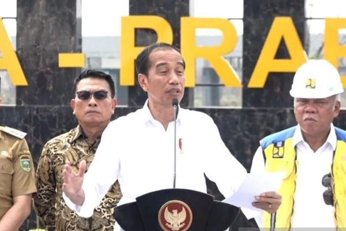Tol Terbangun 2.800 Km, Jokowi Akui Daya Saing RI Tertinggal Jauh