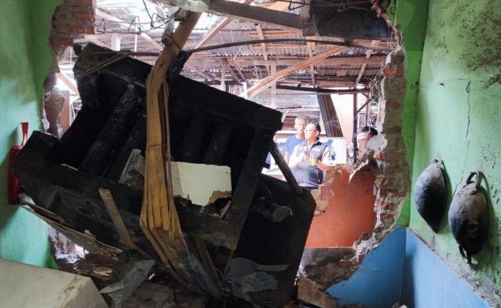 Mesin Uap Pabrik Cincau di Jaktim Meledak, 1 Orang Terluka
