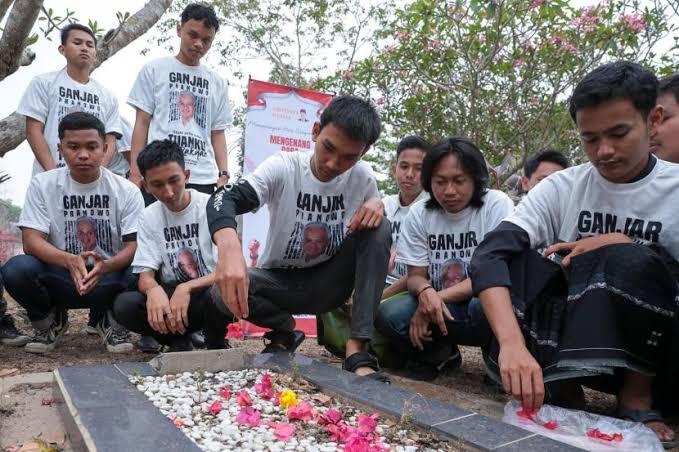 Crivisaya Ganjar Ziarah Makam Pahlawan di Ogan Ilir