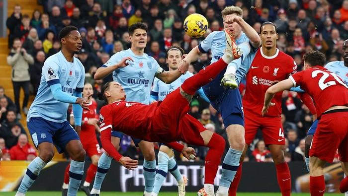 Dua Gol Dianulir, Liverpool Tetap Lumat Brentford 3-0