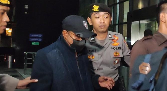 Terkena OTT KPK, Kini Pj Bupati Sorong Dibawa ke Gedung Merah Putih