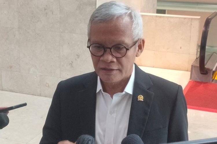 Tak Kunjung Pecat Gibran-Bobby, PDIP Akui Khawatir Ada Skenario Playing Victim