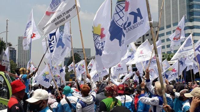 Buruh Ancam Mogok Nasional Jika Tuntutan Kenaikkan UMP 15 Persen Tak Dikabulkan
