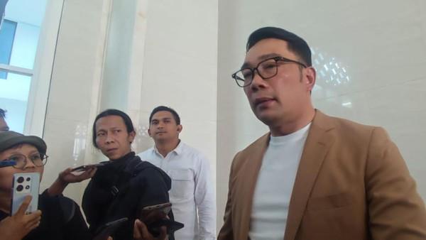 Ridwan Kamil Masih Gamang antara DKI dan Jabar