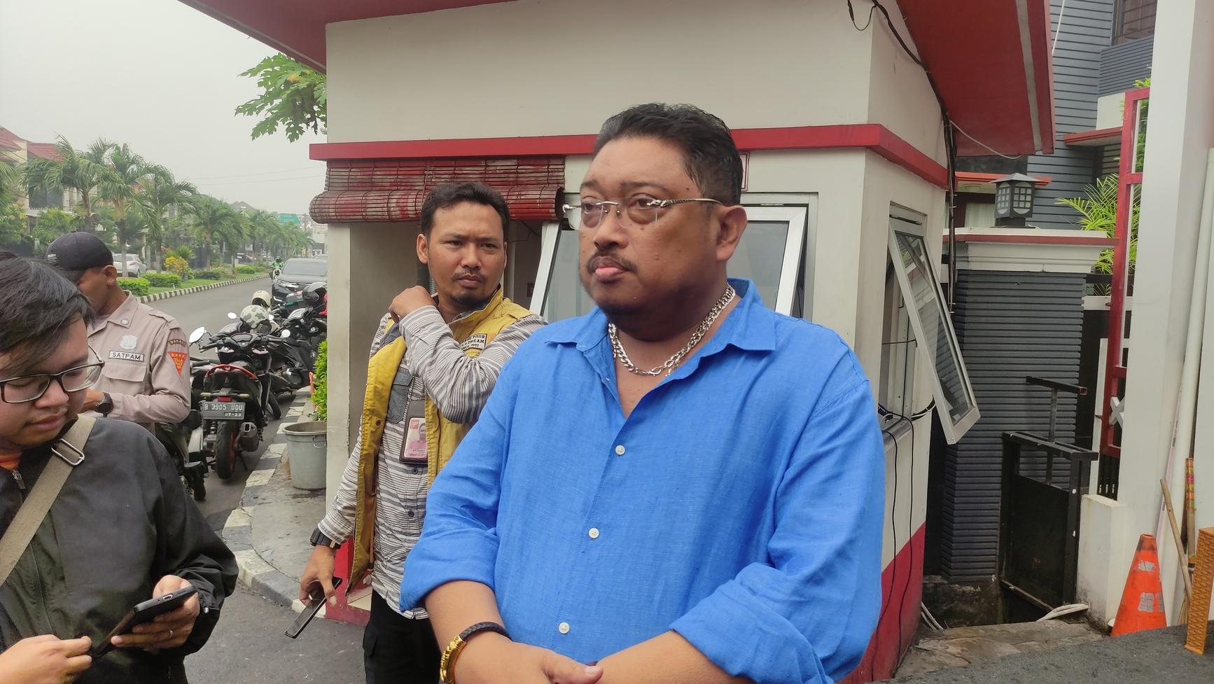 Firli Jadi Tersangka, Ketua RW Ikut Prihatin