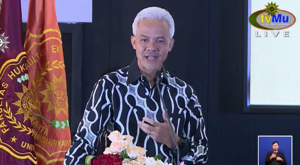 Pangkas Ongkos Haji, Ganjar Usulkan Kontrak Jangka Panjang dengan Maskapai