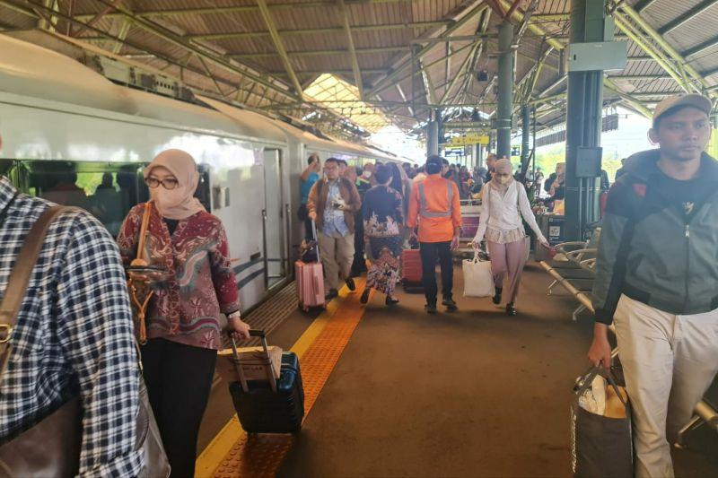KAI Daop 1 Jakarta: 146 Ribu Tiket Terjual untuk Periode Natal-Tahun Baru