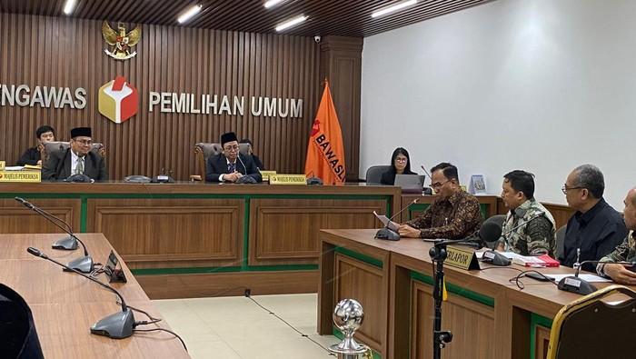 Sidang Usut Pantun Cak Imin-Mahfud Dijadwal Ulang gegara Pelapor Absen