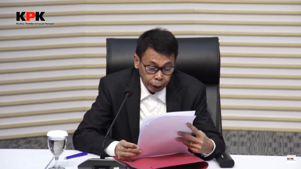 Nawawi Pomolango Tampil Perdana saat Jumpa Pers sebagai Ketua Sementara KPK